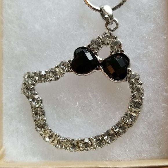 Hello Kitty Jewelry - Hello Kitty necklace ❤